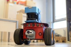 Laboratorium Robotyki - robot mobilny